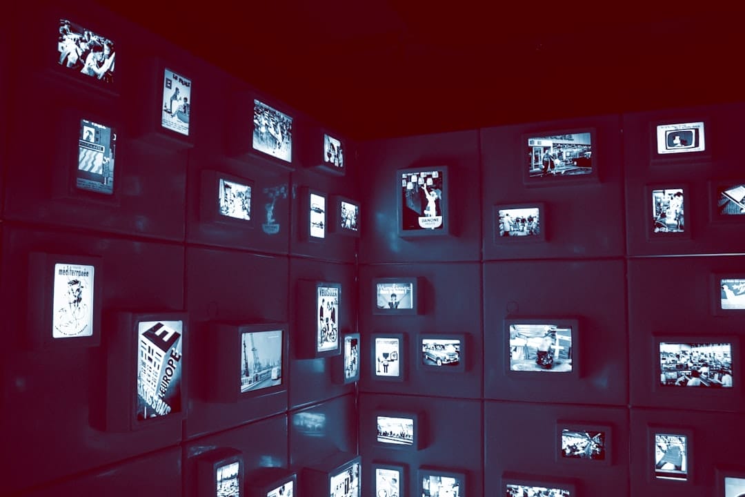Photo Interactive displays